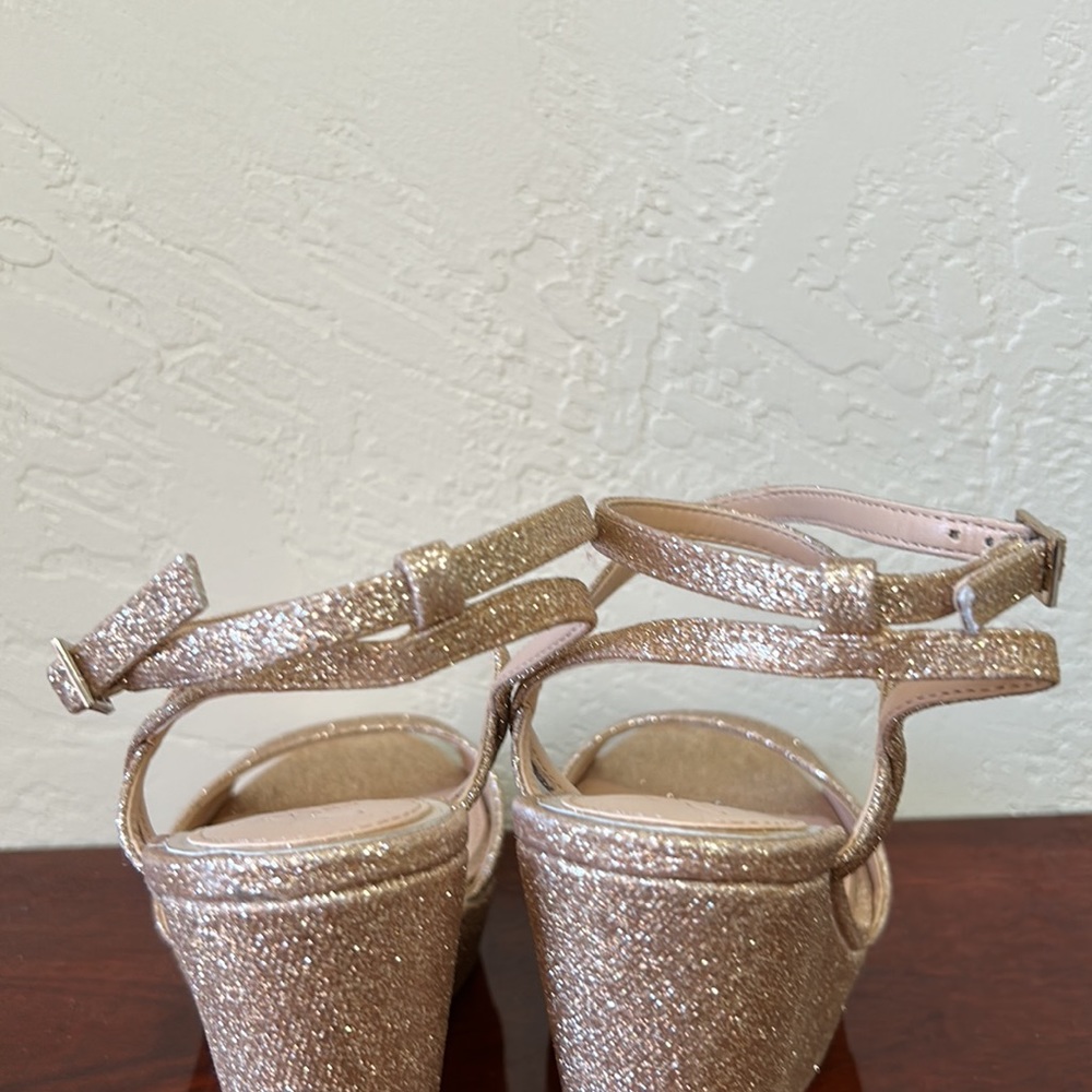 Badgley Mischka gold glitter wedges, size 7.5, EUC - Picture 9 of 9